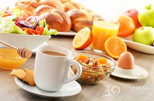 睡前吃这9种食物好吃安神还不发胖